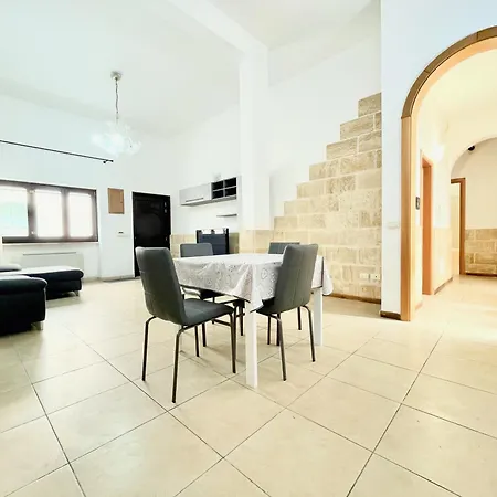 Holiday home Casa Mazzini Nel Cuore Di Puglia On Line